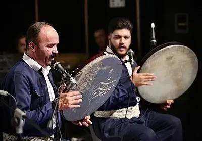 «هِزار هَزار دف»؛ دف نوازانی در دریاچه شهدای خلیج فارس
