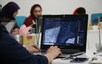 کارگاه آموزشی تصویرسازی و تایپوگرافی برای پوشاک