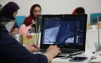 کارگاه آموزشی تصویرسازی و تایپوگرافی برای پوشاک