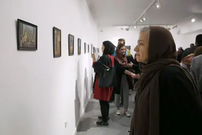 افتتاحیه‌ی نمایشگاه نقاشی‌های ثمیلا امیرابراهیمی در گالری هور