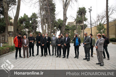 کاشت نهال توسط هنرمندان در فرهنگسرای نیاوران