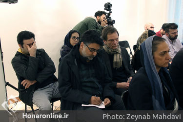 شکان زهرایی پنجمین روز نشست "هفته هنر تیر " در کافه گودو یاس