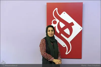 طاهره ایبد: جامعه­ باید به سمت پرسش‌گری، نقد و انتخاب مسئولانه مسیر کج کند / حوزه پژوهش به خیابان انقلاب و پایان‌نامه‌های آماده ختم می‌شود  