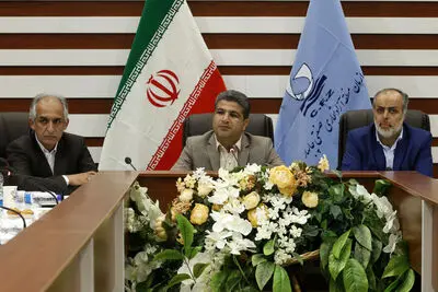 مد و لباس ایران به لحاظ محتوا غنی است / ایران نیازمند دستیابی به یک زبان بین‌المللی در مد و لباس است / دیدار مدرسان آکادمی بررا و نماینده شرکت Chiefe با مدیران بخش بین‌الملل هشتمین جشنواره مد و لباس فجر در چابهار