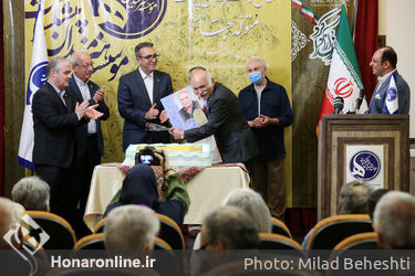 تجلیل و جشن تولد هنرمندان پیشکسوت متولد اردیبهشت و خرداد ماه