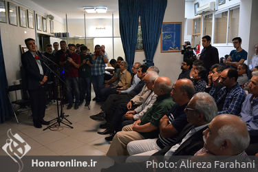 گردهمایی اهالی موسیقی در اعتراض به لغو کنسرت ها در ساختمان خانه موسیقی