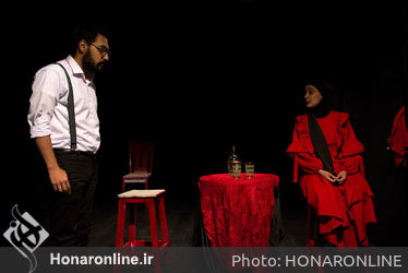 نمایش «مرگ و دوشیزه» در تماشاخانه خاتون