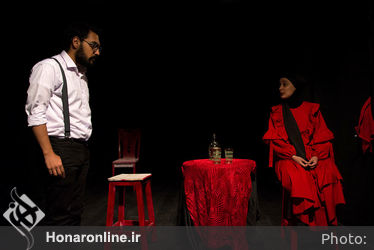 نمایش «مرگ و دوشیزه» در تماشاخانه خاتون