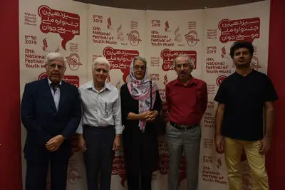 نوازندگان نباید تنها به ردیف اکتفا کنند / توصیه‌های کیانی، افتاده، آقایی و کامکار به سنتورنوازان جشنواره ملی موسیقی جوان
