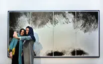 نمایشگاه نقاشی‌های آب‌مرکب پری‌یوش گنجی در گالری ایرانشهر