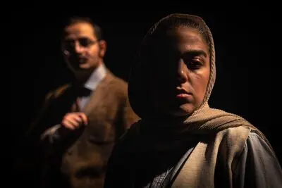 سه‌اجرای پایانی نمایش «آن‌بُرد» در تماشاخانه هیلاج
