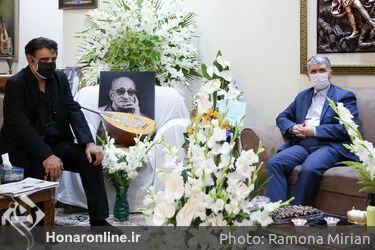 دیدار سیدعباس صالحی با خانواده مرحوم استاد پیشکسوت موسیقی  عبدالوهاب شهیدی