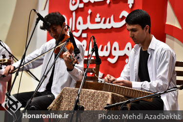 اجرای برگزیدگان جشنواره نوای خرم در سی و پنجمین جشنواره موسیقی فجر 2