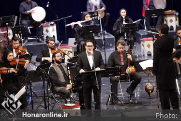 کنسرت آنلاین همایون شجریان با ارکستر مجلسى تهران
