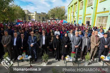 رونمایی از پوستر بیست و پنجمین جشنواره بین المللی تئاتر کودک و نوجوانان