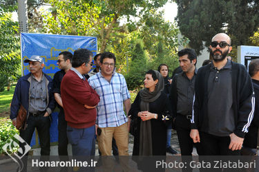 تشییع پیکر رضا امیر یاراحمدی در خانه هنرمندان