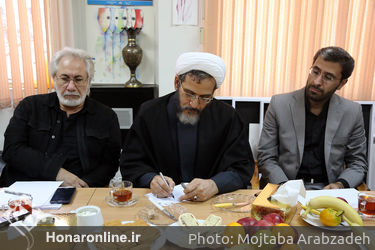 نشست حجت‌الاسلام احمد مازنی، عضو کمیسیون فرهنگی مجلس شورای اسلامی با اعضای خانه تئاتر
