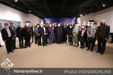 دیدار آیت‌الله سیدابراهیم رئیسی با جمعی از هنرمندان هنرهای تجسمی