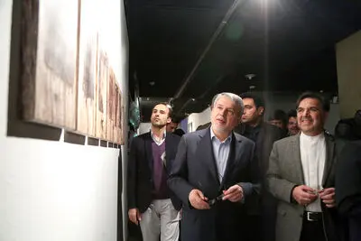 صالحی امیری: رویکرد ما به هنرهای تجسمی اقتصاد فرهنگ و دیپلماسی فرهنگی است / آخوندی: نمایشگاه‌های هنری برای ما مسئولان بستری تکان دهنده است 