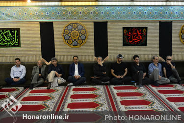 مراسم ختم زنده یاد داریوش اسدزاده در مسجد بلال