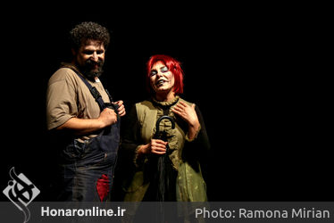 نمایش "فاندو و لیز" در تماشاخانه مهرگان