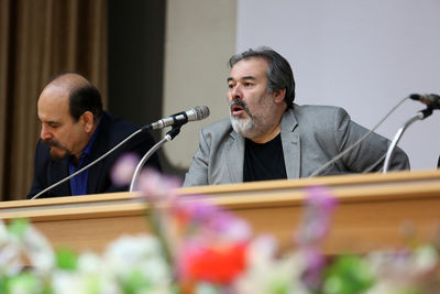 مدیرکل هنرهای تجسمی ارشاد: با هنر دولتی مخالفیم/ گردش مالی هنرهای تجسمی در پنج سال گذشته پنج برابر شده است/ ملانوروزی، جواد بختیاری، میثم موسایی از اقتصاد هنر گفتند