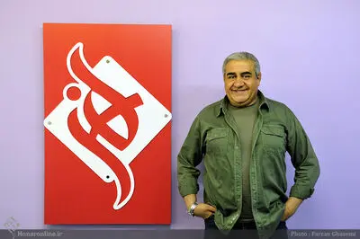 کارم را با اکبر عبدی شروع کردم / 46 تله‌فیلم پخش‌نشده دارم / مجید شهریاری در گفت‌وگو با هنرآنلاین