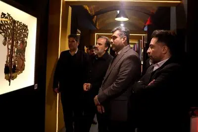 رویداد «میدان ایران» با بازخوانی تصویری روزهای انقلاب گشایش یافت