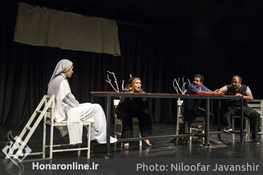 نمایش "لیگ قهرمانان، مرحله گروهی" در عمارت نوفل‌لوشاتو