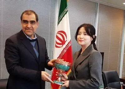 تقدیر وزیر بهداشت از "یانگوم" به دلیل کمک به زلزله‌زدگان کرمانشاه

