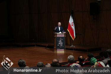 رونمایی از دومین کتاب ملی مد و لباس ایران