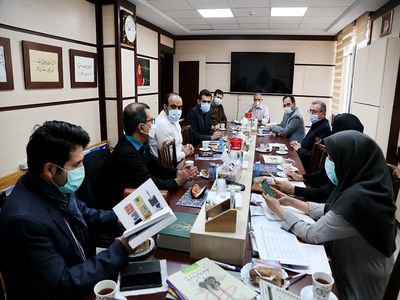بررسی فرایند داوری هجدهمین جشنواره "کتاب رشد"