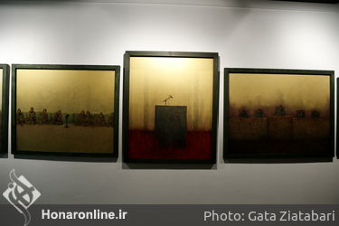 آثار نقاشی نهمین جشنواره تجسمی فجر در موزه هنرهای معاصر تهران