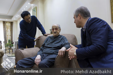 عیادت و تجلیل از استاد موسیقی عبدالوهاب شهیدی