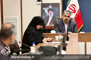 نشست فعالان مردمی حوزه عفاف و حجاب با حضور وزیر فرهنگ و ارشاد