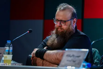برنده سیمرغ فیلمنامه جشنواره فجر، اینستاگرامش را بست