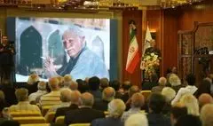 صالحی: استاد فرشچیان بخشی از حافظه ماندگار تاریخ ایران زمین است/ اصفهان گذرگاه اصلی دیپلماسی فرهنگی و هنری ماست