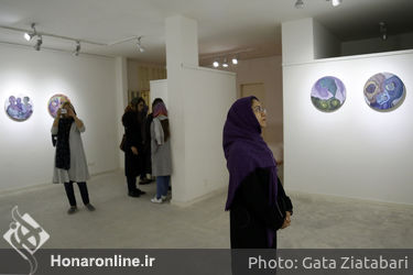 نمایش نقاشی های مهتاب مولوی در گالری مهروا