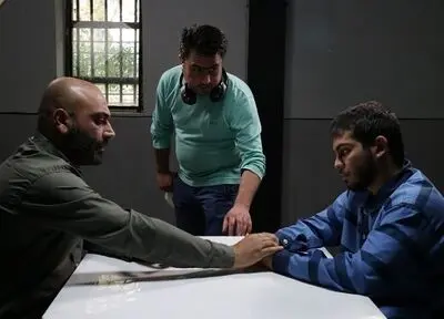 علی میری رامشه: فیلم «اتومبیل» می‌تواند تلنگری به تمام جوانان باشد | شرایط کرونایی در سطح شهر بسیار بدتر از سینماست