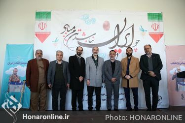 حضور اهالی فرهنگ و هنرمندان پای صندوق رای تالار وحدت