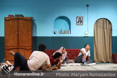 نمایش «هملت پشت کوهی» در سالن چهارسو