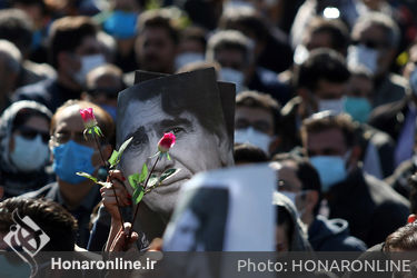 آرامگاه فردوسی در تعزیت آواز مردم ایران / وداع با خسرو خوبان محمدرضا شجریان