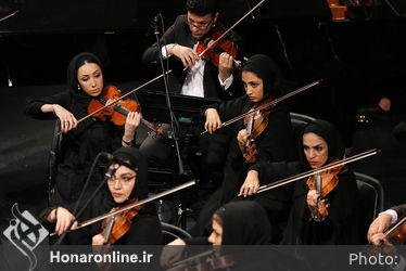 اجرای ارکستر ملی ایران به رهبری فریدون شهبازیان در تالار وحدت