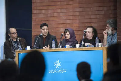 یادی از الخاص و نگاهی به زندگی واحد خاکدان / بخش نمایش فیلم‌های تجسمی به پله آخر رسید