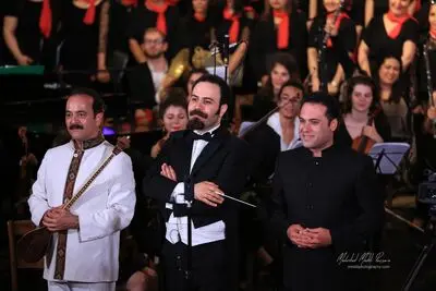 نوای "ای ایران" در قلب اروپا به رهبری آرش فولادوند طنین‌انداز شد