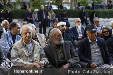 تشییع جنازه محمدابراهیم جعفری در دانشکده هنر 