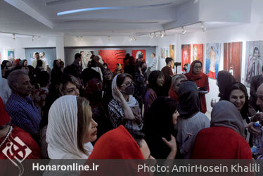 نمایشگاه گروهی با عنوان «زن» در گالری شکوه