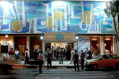 اجرای «سندباد و فیروز» در تماشاخانه سنگلج/«آرزوی بزرگ» تمدید شد