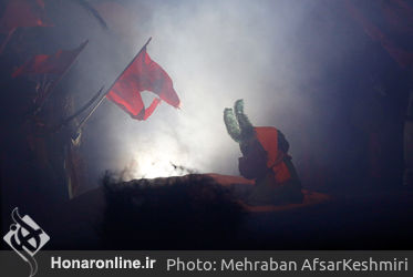 نمایش بزرگ میدانی «تنهاتر از مسیح»