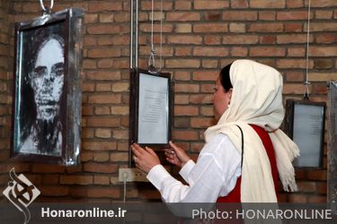 نمایشگاه  پژوهشی «بی چهره» در موسسه فرهنگی و هنری فرش فیلم